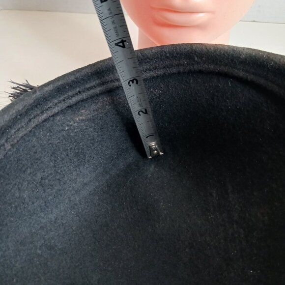 Vintage 1930's Black Gothic Style 100% Wool Cloche Hat with Feathers - Picture 10 of 14